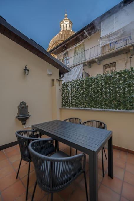 Residenza Mercanti - City Center - Lovely Maison Турин Экстерьер фото